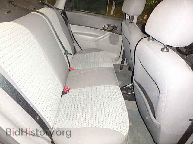 2007 FORD FOCUS - VIN: 1FAHP34N47W137400 - Photo 6