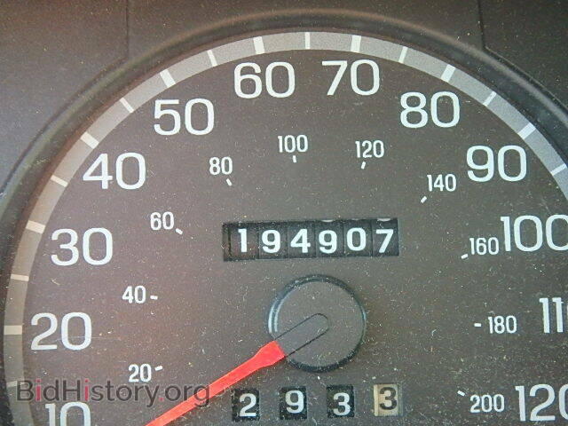 2000 FORD CROWN VIC - VIN: 2FAFP73W7YX127393 - Фото 8
