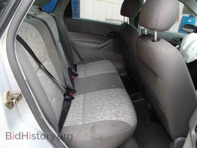 2005 FORD FOCUS - VIN: 1FAFP34N35W266281 - Фото 6