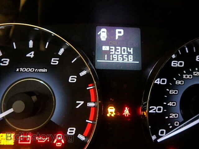 2011 SUBARU OUTBACK - VIN: 4S4BRCKC9B3352644 - Фото 8