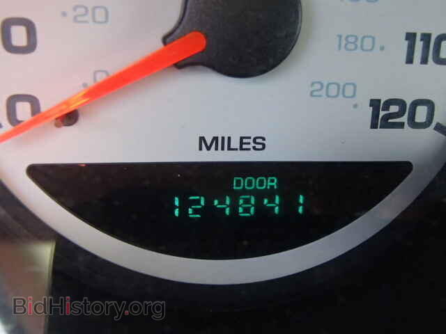 2003 Dodge NEON (VIN 1B3ES56C83D250003) — photo 8 of 10