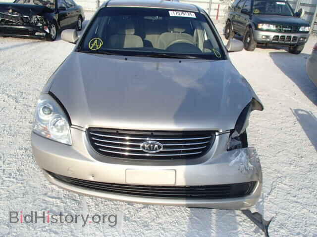 2007 KIA OPTIMA - VIN: KNAGE123775117694 - Photo 9