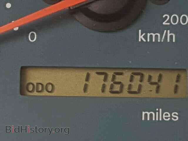 2002 MITSUBISHI GALANT - VIN: 4A3AA46G02E084613 - Фото 8