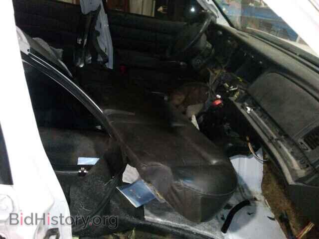 2010 FORD CROWN VIC - VIN: 2FABP7BV7AX111448 - Фото 5