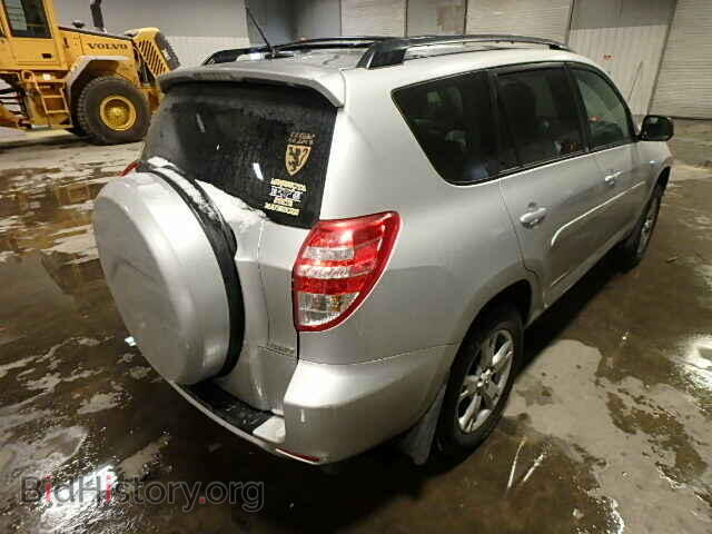2011 TOYOTA RAV4 - VIN: 2T3BF4DV6BW119223 - Фото 4