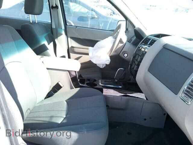 2011 MAZDA TRIBUTE - VIN: 4F2CY0C75BKM07706 - Фото 5