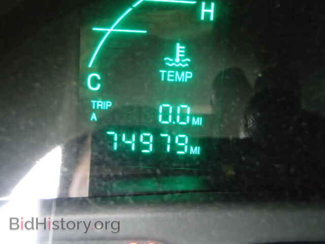 2004 CADILLAC DEVILLE - VIN: 1G6KD54Y04U263360 - Photo 8