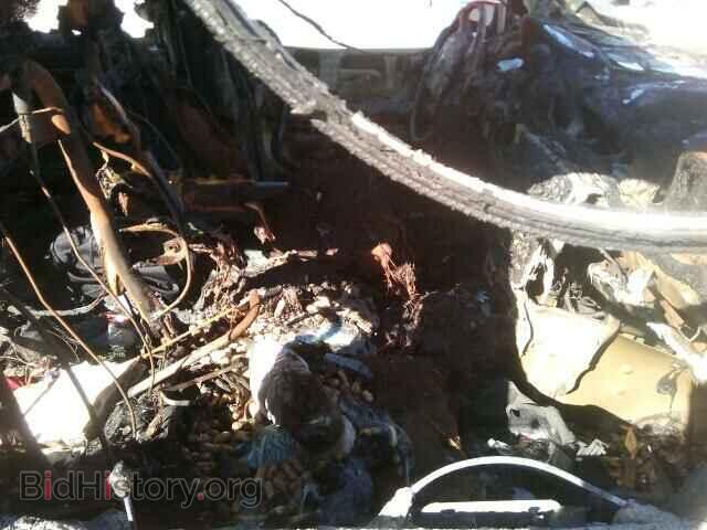 2004 FORD FREESTAR - VIN: 2FMZA52224BA16572 - Фото 5