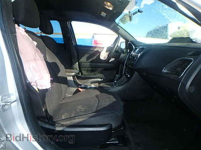 2012 CHRYSLER 200 - VIN: 1C3CCBAB2CN262100 - Фото 5