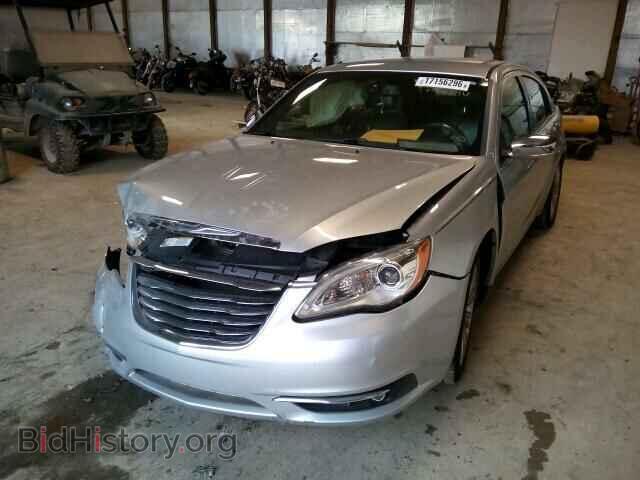 2011 CHRYSLER 200 - VIN: 1C3BC2FBXBN569713 - Photo 2
