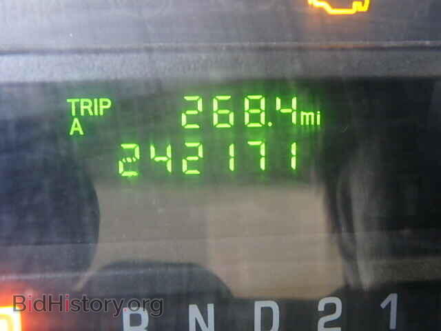 2011 FORD ECONOLINE - VIN: 1FBNE3BL5BDA12015 - Photo 8