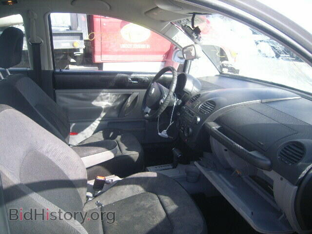 2000 VOLKSWAGEN BEETLE - VIN: 3VWCC21C3YM423847 - Фото 5
