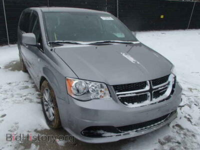 2014 Dodge CARAVAN Grand Cara, silver — VIN 2C4RDGBG9ER381083, Copart