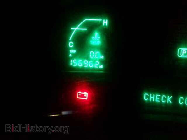 2002 CADILLAC DEVILLE - VIN: 1G6KD54Y12U101363 - Photo 8