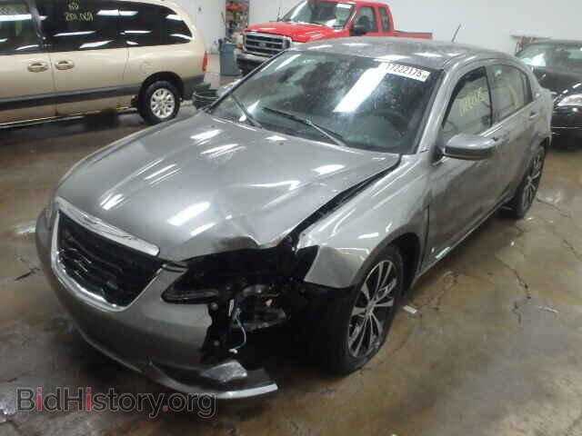 2013 CHRYSLER 200 - VIN: 1C3CCBBG4DN716570 - Фото 2