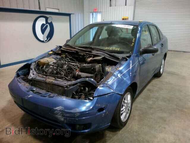 2005 FORD FOCUS - VIN: 1FAFP34N55W215901 - Фото 2