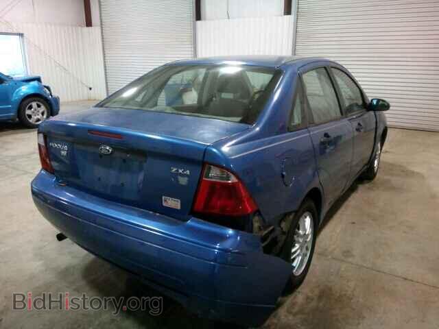 2005 FORD FOCUS - VIN: 1FAFP34N55W215901 - Фото 4