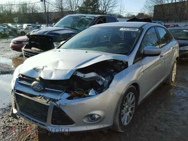 2012 FORD FOCUS - VIN: 1FAHP3F20CL405714 - Photo 2