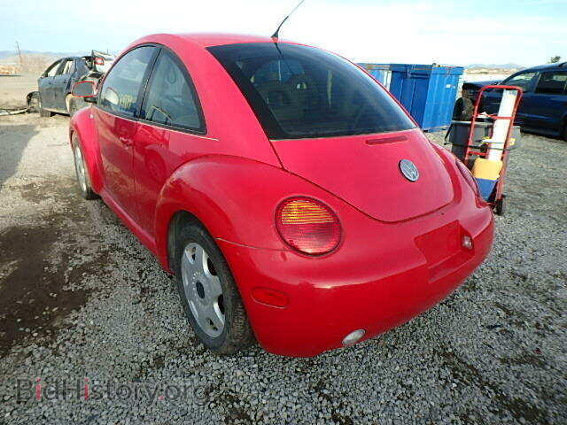 2000 VOLKSWAGEN BEETLE - VIN: 3VWCA21C4YM473596 - Фото 3