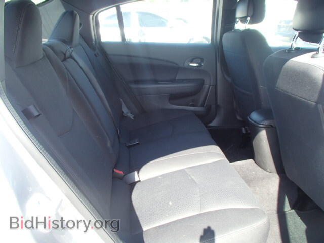 2014 CHRYSLER 200 - VIN: 1C3CCBAB8EN211624 - Фото 6