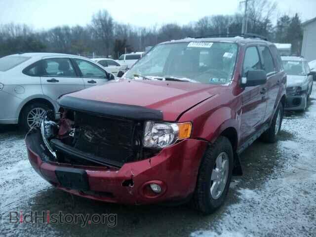 2009 FORD ESCAPE - VIN: 1FMCU93709KB01440 - Фото 2