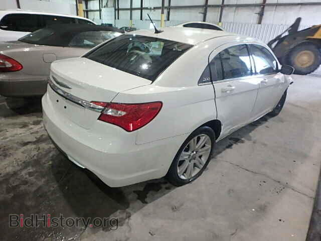 2012 CHRYSLER 200 - VIN: 1C3CCBBB2CN129402 - Фото 4