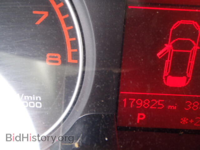 2010 AUDI A4 - VIN: WAUSFAFL5AA026519 - Фото 8