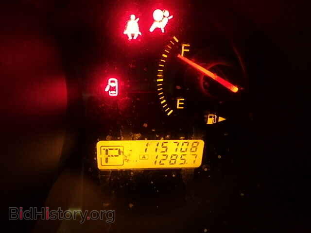 2007 NISSAN VERSA - VIN: 3N1BC11E47L401471 - Фото 8