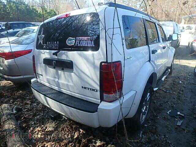 2011 DODGE NITRO - VIN: 1D4PU4GK7BW591061 - Photo 4