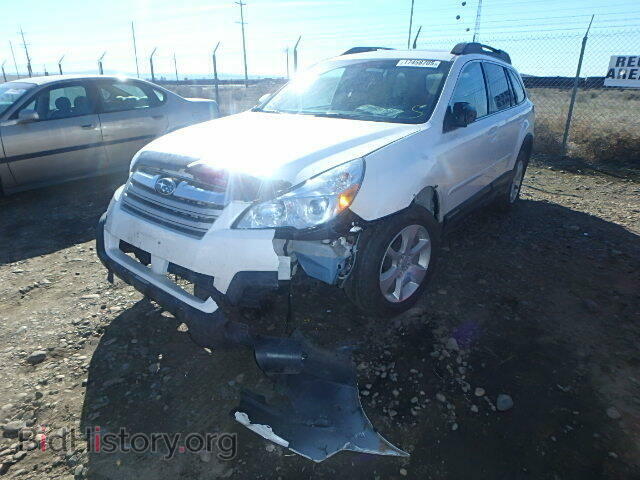 2014 SUBARU OUTBACK - VIN: 4S4BRBDC8E3227310 - Photo 2