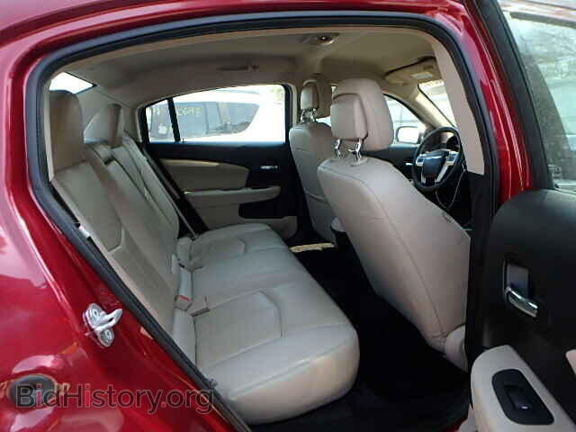 2011 CHRYSLER 200 - VIN: 1C3BC2FB2BN582262 - Фото 6