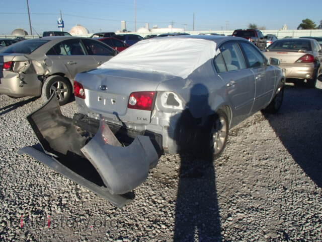2006 KIA OPTIMA - VIN: KNAGE124365029801 - Фото 4