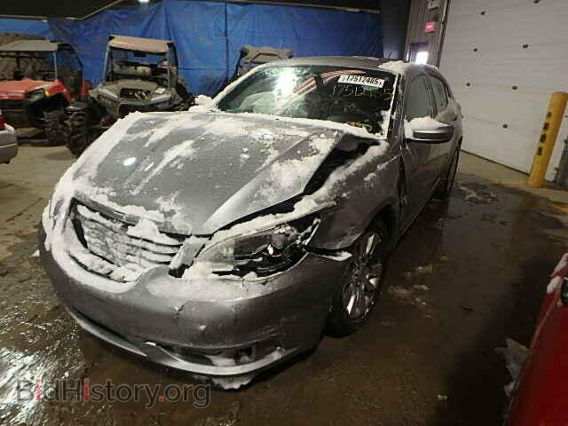 2013 CHRYSLER 200 - VIN: 1C3CCBAB9DN686701 - Фото 2