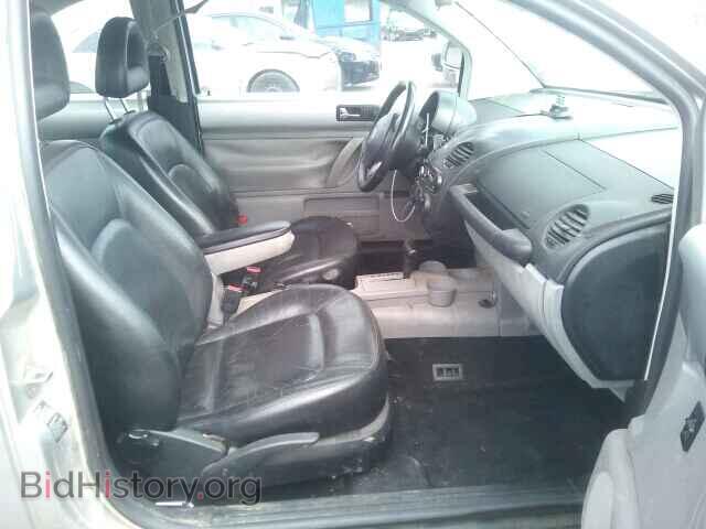 2000 VOLKSWAGEN BEETLE - VIN: 3VWCD21C2YM441172 - Фото 5