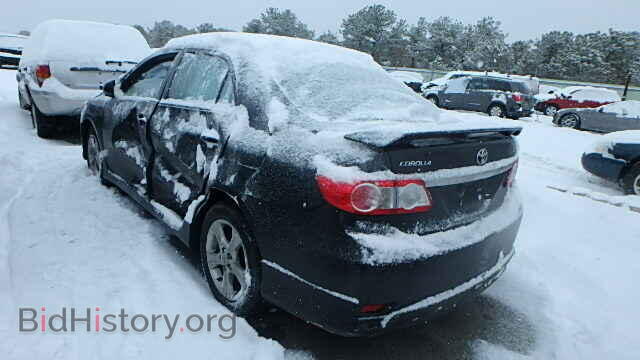 2011 TOYOTA COROLLA - VIN: 2T1BU4EEXBC633638 - Фото 3