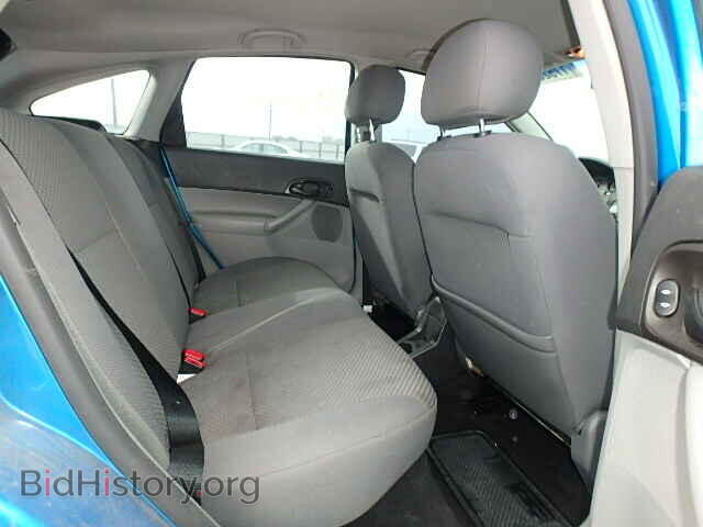 2007 FORD FOCUS - VIN: 1FAFP37N27W110263 - Photo 6