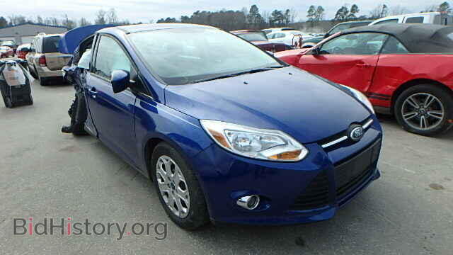 Photo 1FAHP3F28CL224747 - FORD FOCUS 2012