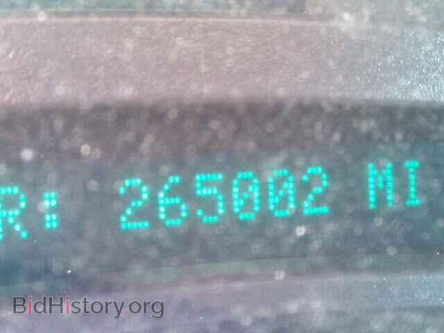 2005 CHEVROLET SILVERADO - VIN: 2GCEC19V051150090 - Фото 8