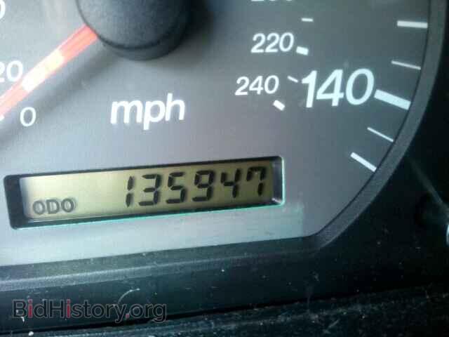 2000 MAZDA 626 - VIN: 1YVGF22C5Y5175594 - Фото 8