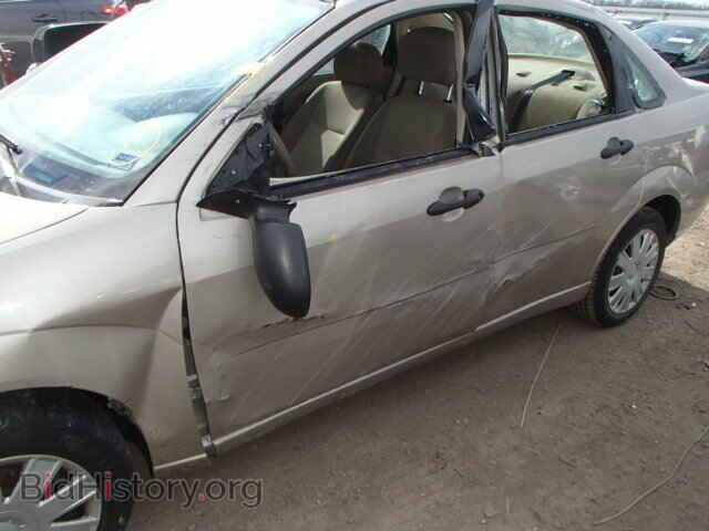 2006 FORD FOCUS - VIN: 1FAFP34N26W153018 - Фото 9
