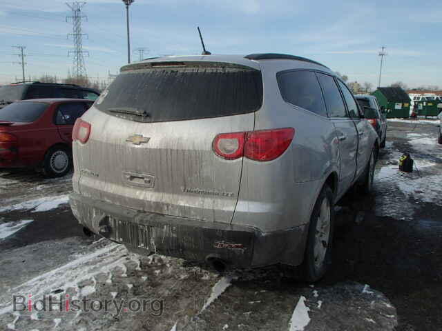 2009 CHEVROLET TRAVERSE - VIN: 1GNER33D29S105899 - Фото 4