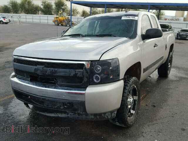 2007 CHEVROLET SILVERADO - VIN: 2GCEC19C571590338 - Photo 2