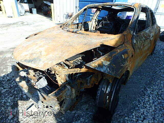 2011 NISSAN JUKE - VIN: JN8AF5MR5BT021618 - Фото 2