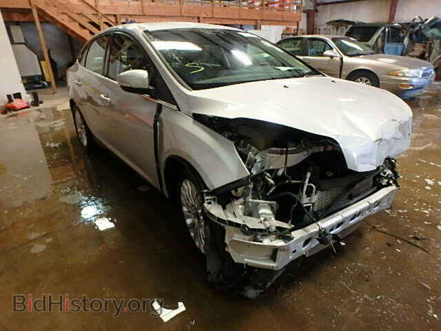 Photo 1FAHP3J24CL193620 - FORD FOCUS 2012