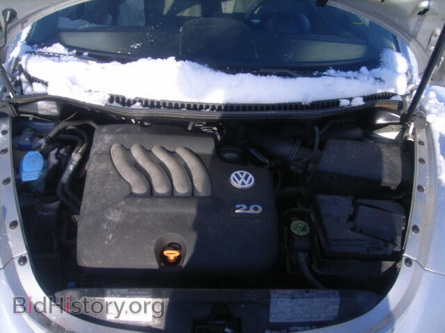 2000 VOLKSWAGEN BEETLE - VIN: 3VWBC21C8YM415478 - Фото 7
