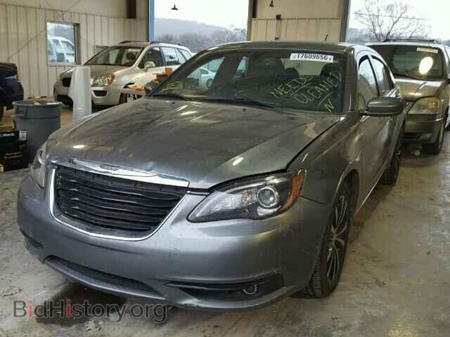 2012 CHRYSLER 200 - VIN: 1C3CCBHG2CN150334 - Фото 2
