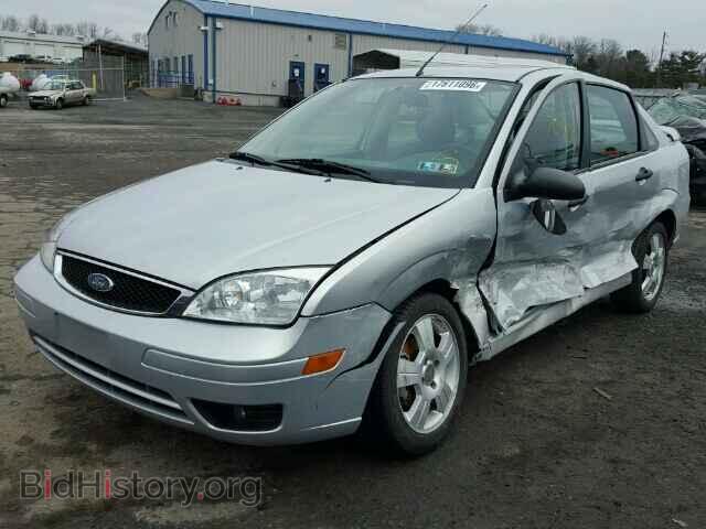 2005 FORD FOCUS - VIN: 1FAFP34N35W181943 - Фото 2