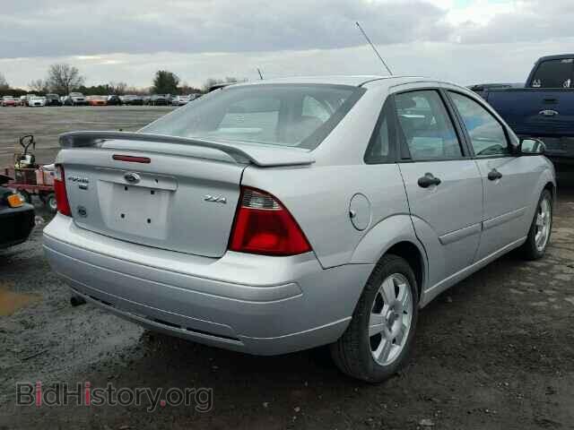 2005 FORD FOCUS - VIN: 1FAFP34N35W181943 - Фото 4