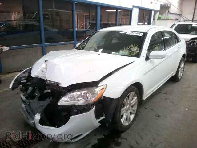 2013 CHRYSLER 200 - VIN: 1C3CCBAB6DN698420 - Фото 2