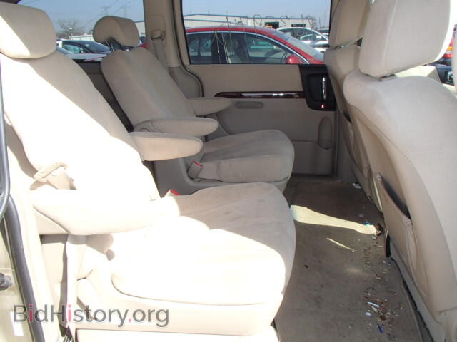 2007 HYUNDAI ENTOURAGE - VIN: KNDMC233376018154 - Фото 6